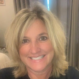 Meet your Posher, Suzanne